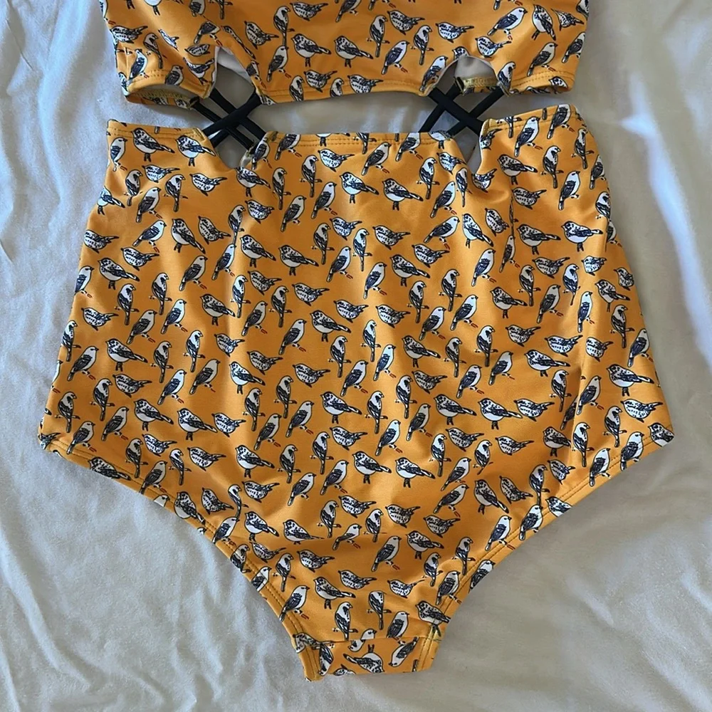 Pines & Palms Swimwear *NWT* Women's Bird Print Yellow Swimsuit - Picture 8 of 13